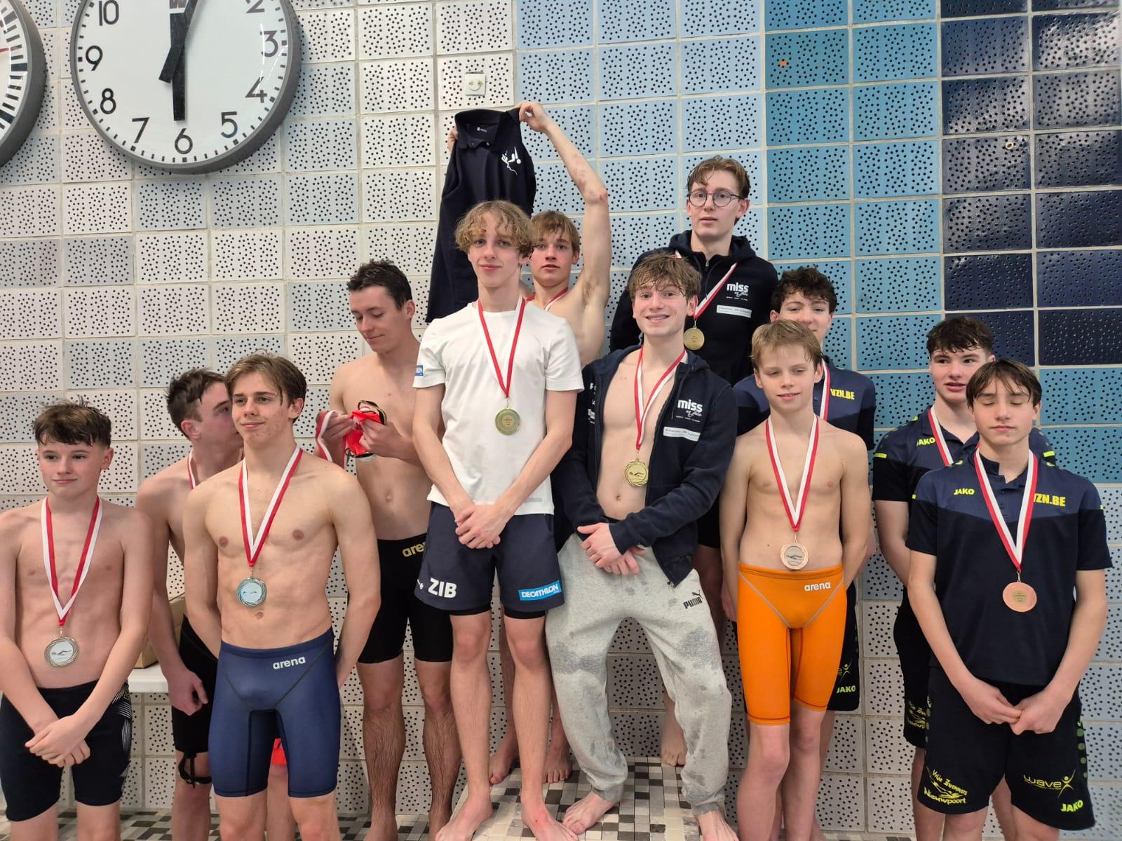 Provinciale Kampioenschappen West-Vlaanderen: Succesvolle Zwemwedstrijd in Brugge